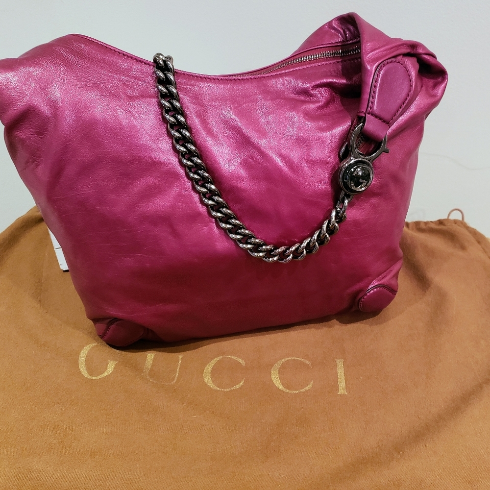 Gucci Bag/authentic Gucci/ medium size/ Purple Color/ Metal Chain